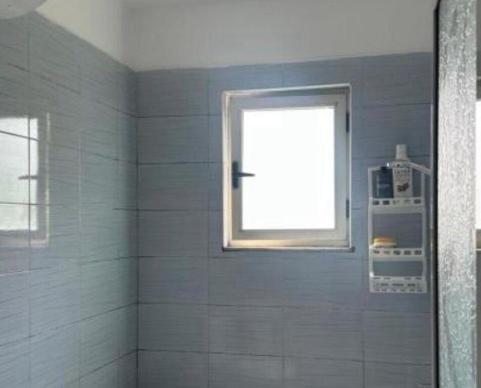 AFFITTASI APPARTAMENTO 3+1 VICINO ALLA FACOLTÀ DI MEDICINA, TIRANA   ID 5466
