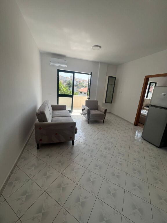 APPARTAMENTO IN AFFITTO 1+1 CITTÀ STUDENTI 42.000 LEKE FH-91160