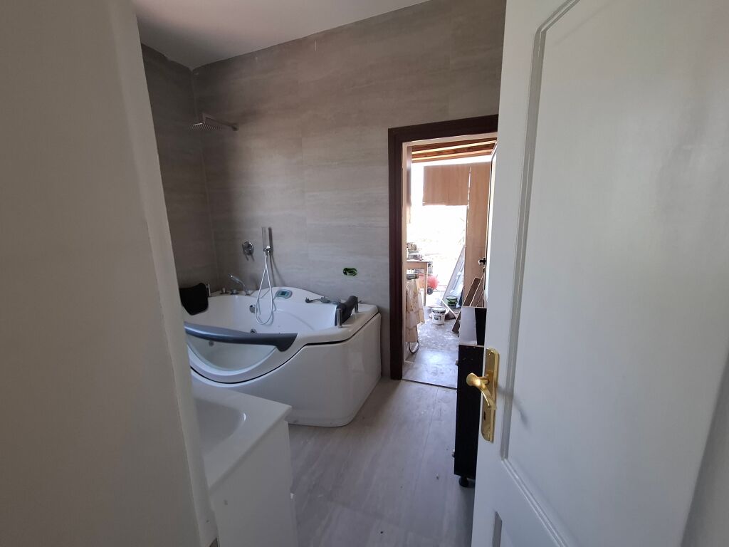 LUXURY APARTMENT 3+1+2 FOR RENT, AROUND SHKOZA ROUNDABOUT!