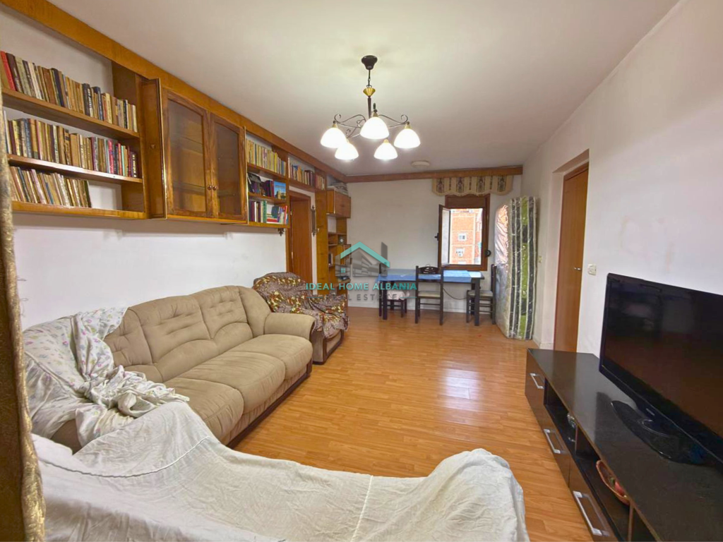 Apartament 2+1 per Shitje, Prane Pasticeri Elezaj, Vlore.