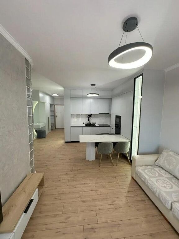 APARTAMENT ME QERA 2+1+2 DON BOSKO 100.000 LEKE FH-91254