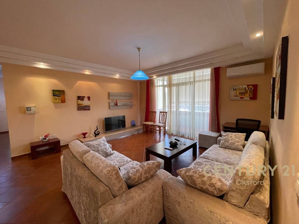 🏡 Appartamento 2+1+2 | Viale Zogu I