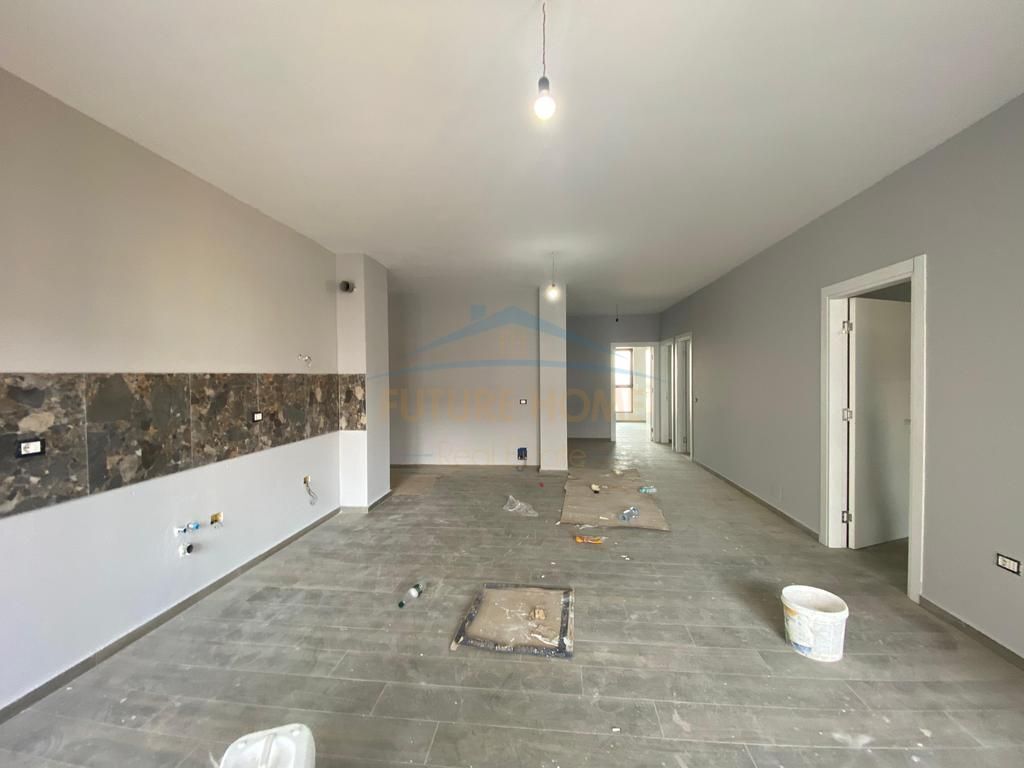 Rent, Apartment 3+1+2, Jordan Misja, Tirana . Empire73614