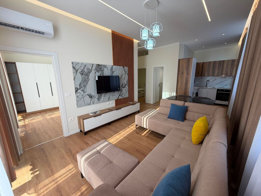 Apartament me qira