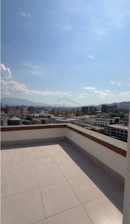 Shitet, Apartament 3+1+2, Yzberisht, Tiranë.