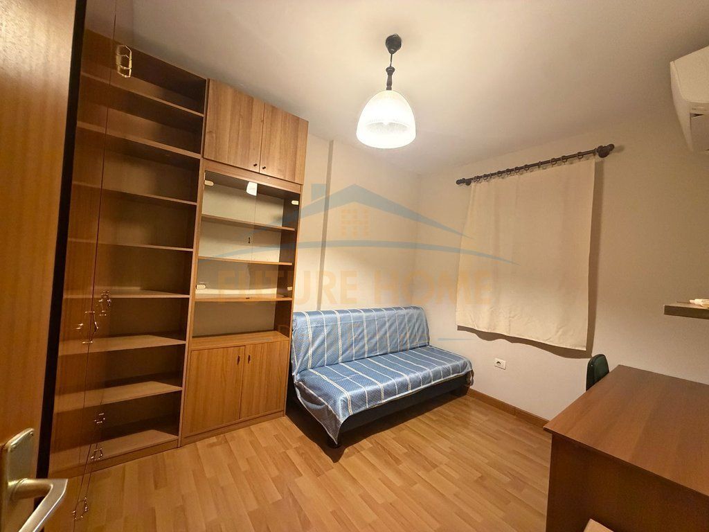 Affitto, Appartamento 2+1, Via Barrikadave, Tirana