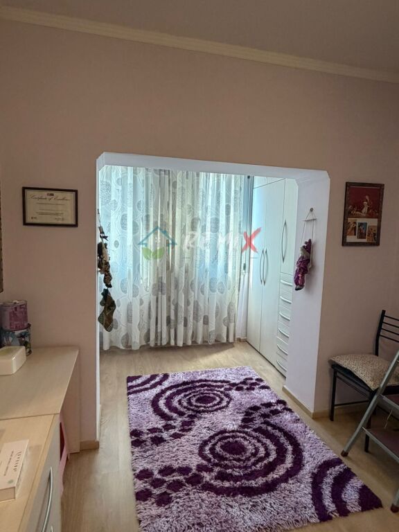 🏡 APARTAMENT 2+1+2 PËR SHITJE – PRANË ZJARRFIKËSES