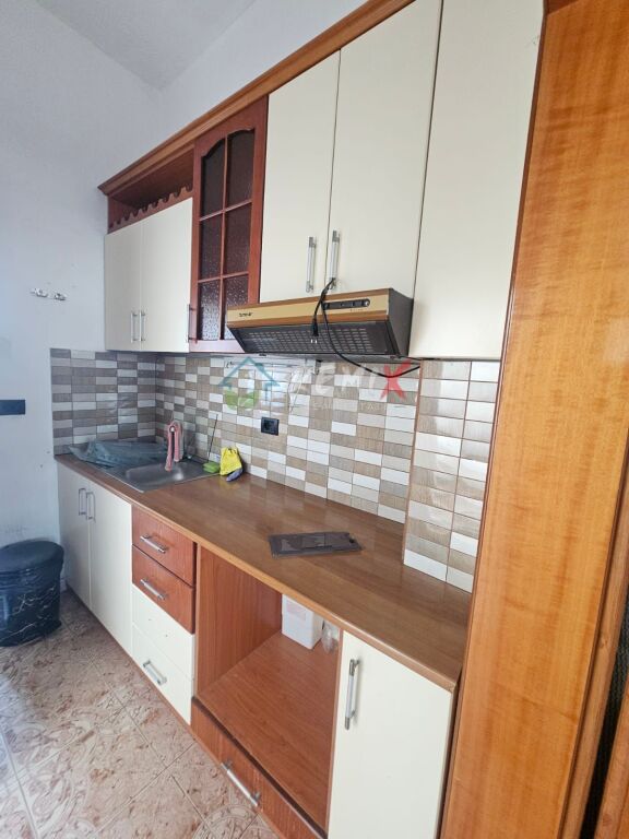 🏠 APARTAMENT PËR SHITJE 1+1 – TEK PRANVERA, DURRËS!