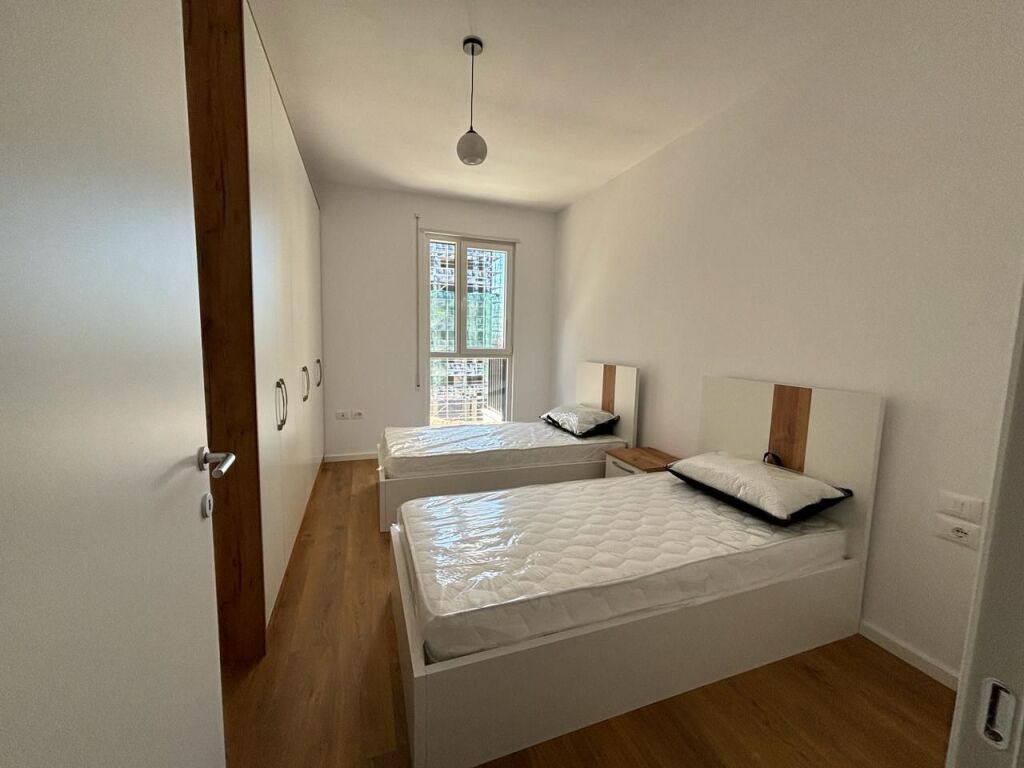 Jepet me qira apartament 2+1