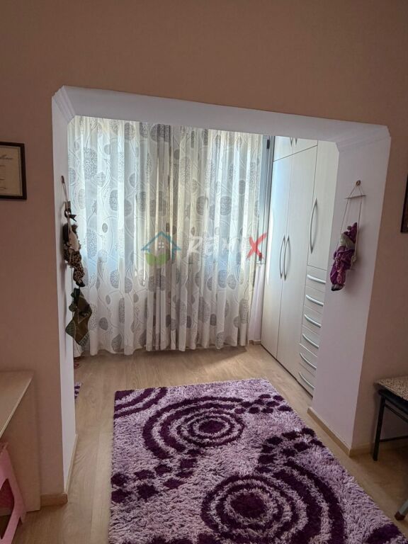 🏡 APARTAMENT 2+1+2 PËR SHITJE – PRANË ZJARRFIKËSES