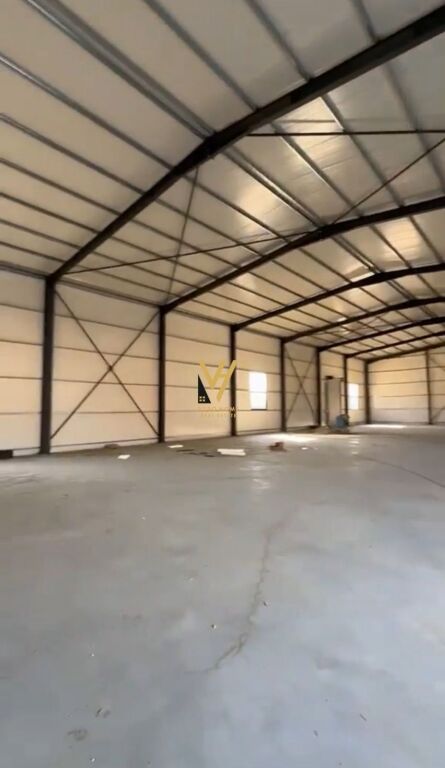 JEPET KAPANON 4.000 M2 ME QERA NE FLLAKE, DURRES 3.500 EURO
