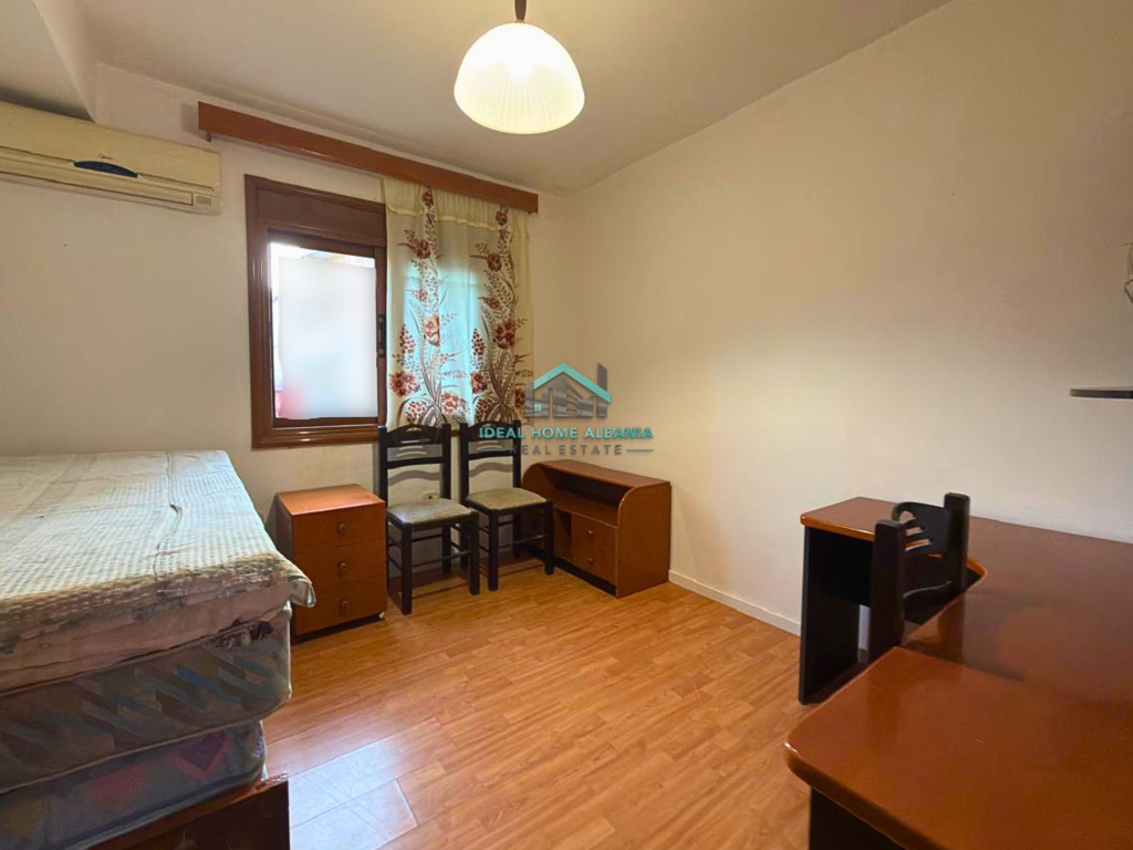 Apartament 2+1 per Shitje, Prane Pasticeri Elezaj, Vlore.