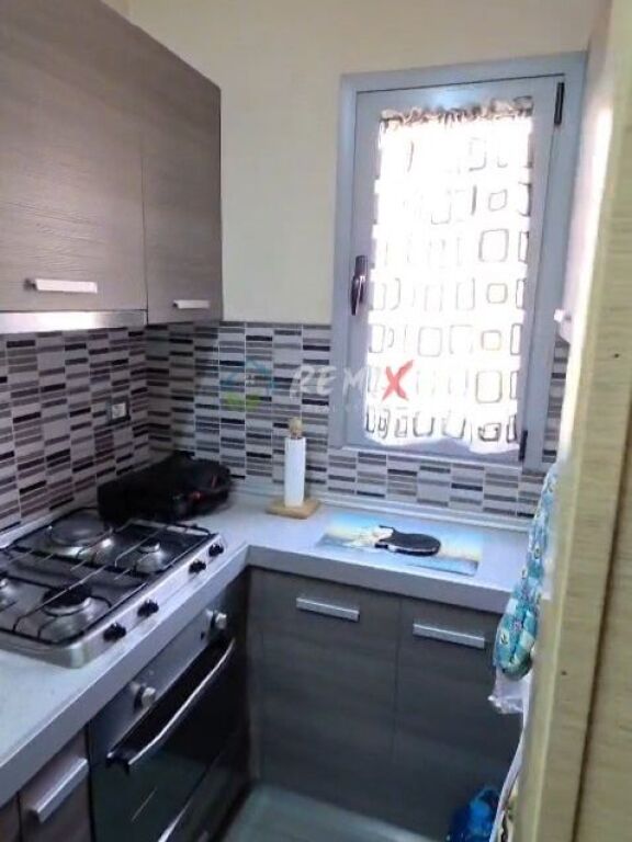 🏡 APARTAMENT 2+1+2 PËR SHITJE – PRANË ZJARRFIKËSES