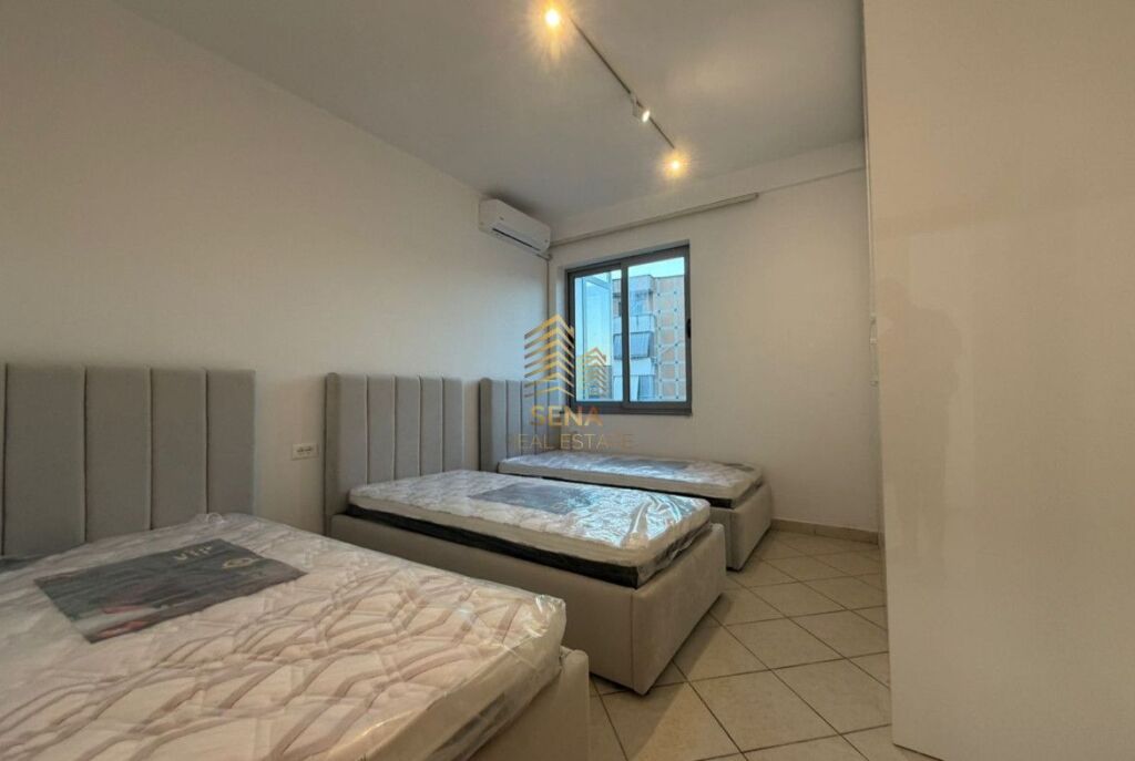 Rent, Apartment 2+1+balcony, Astir, 70,000 Leke/month