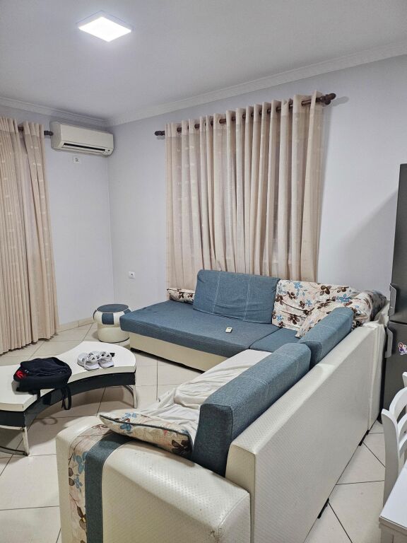 Qera | Apartament 2 + 1 | Rruga 5 Maji | 500 €/muaj