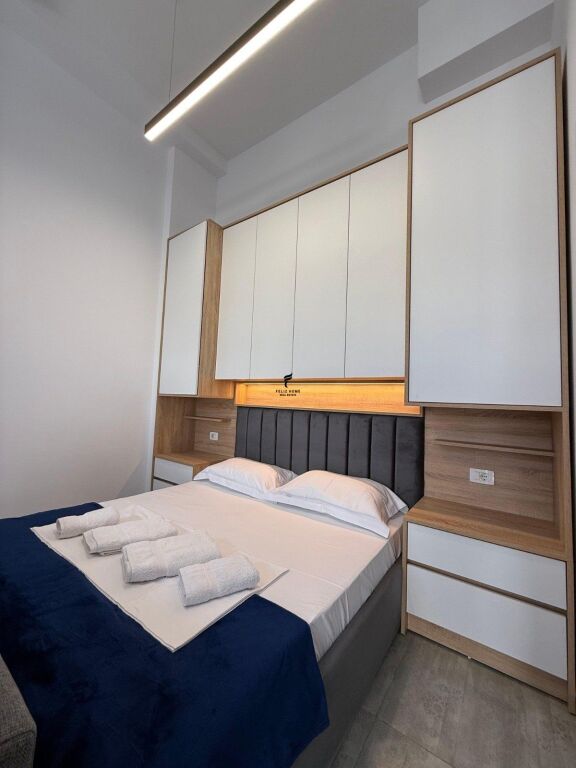 GARSONIERE ME QERA 30 M2 21 DHJETORI 40.000 LEKE FH-91223