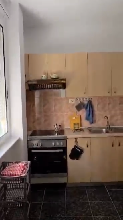 Apartament 1+1 per qera Qender Tirane !