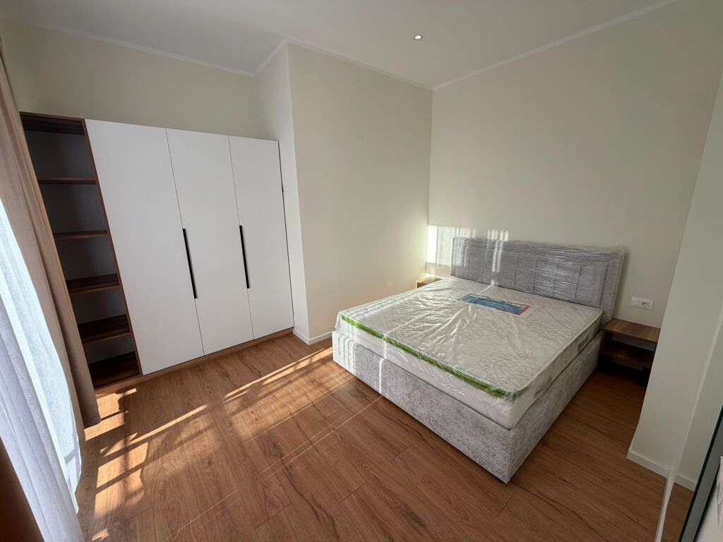 Apartament me qira