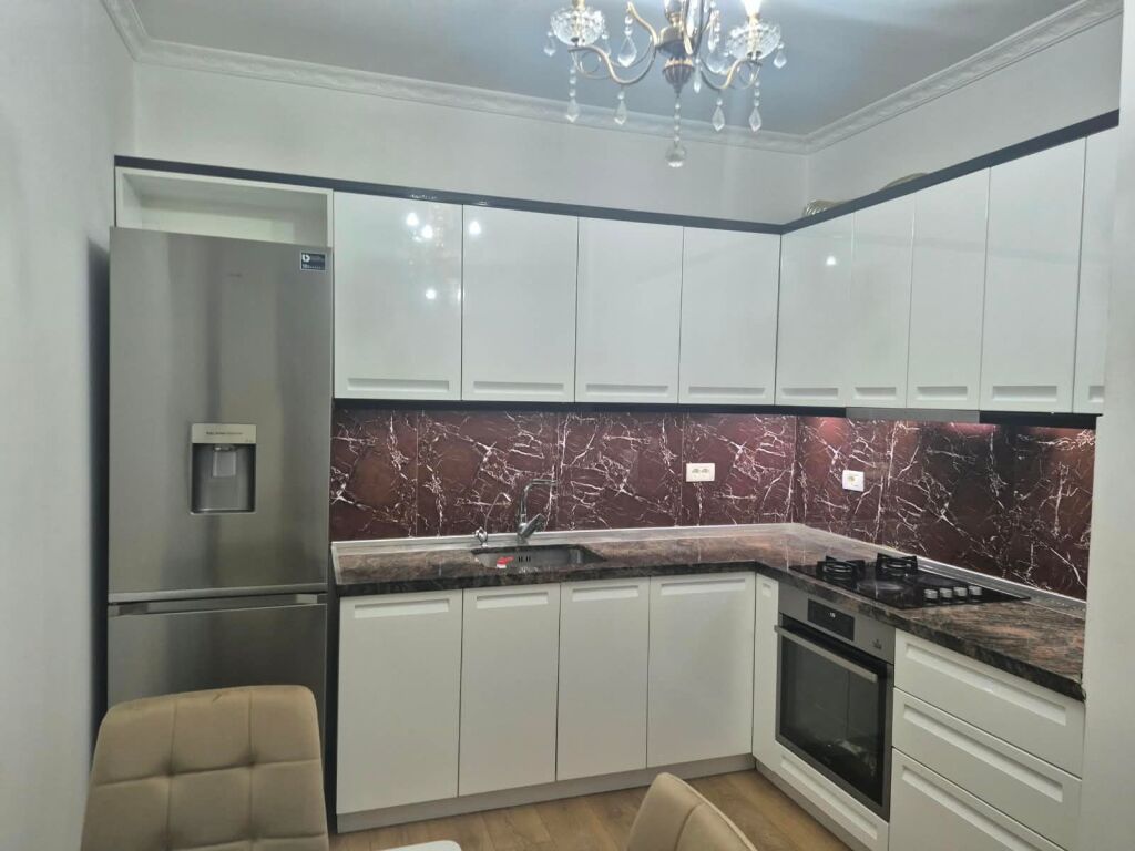 Apartament 1+1 në Yzberisht!