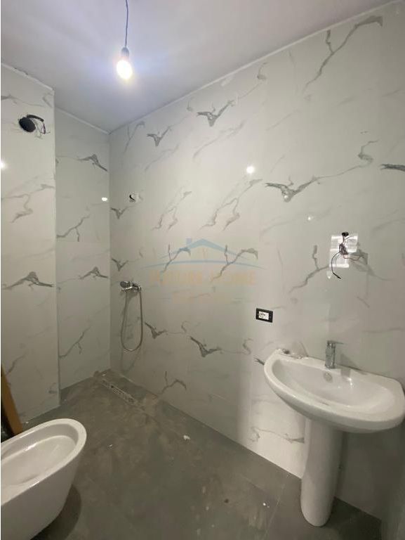 Rent, Apartment 3+1+2, Ndregjoni Complex, Tirana
