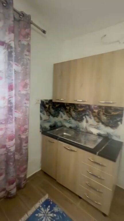 PRIVATE HOUSE 1 FLOOR 2+1 FOR RENT - SHKOZE, TIRANA