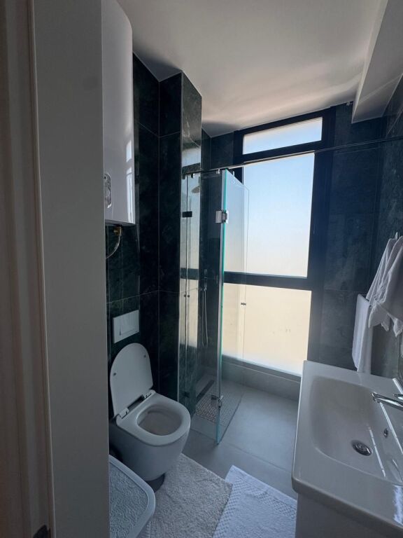 Apartament me qira