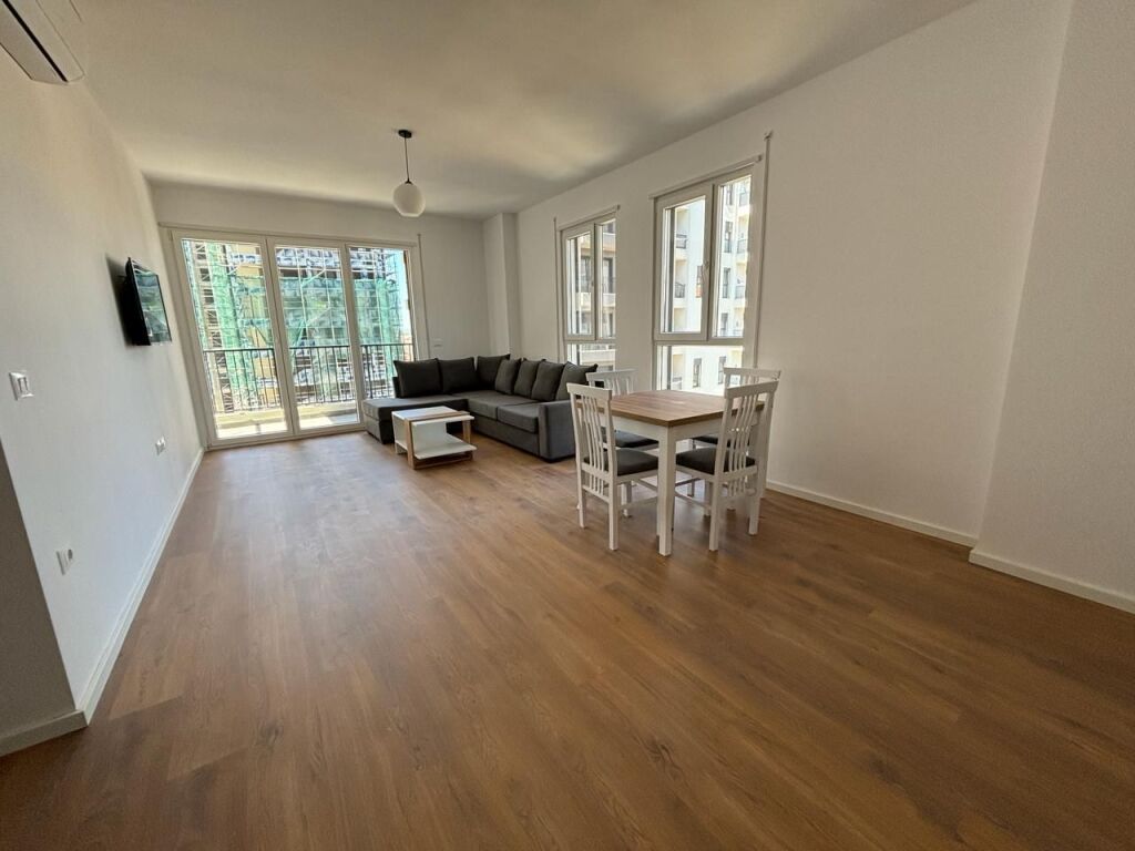Jepet me qira apartament 2+1