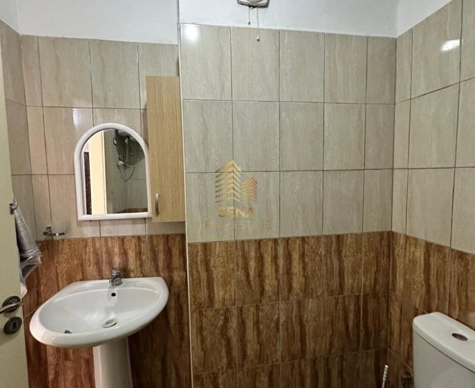 Shitet, Apartament 1+1+Blk,Kinostudio,130,000Euro