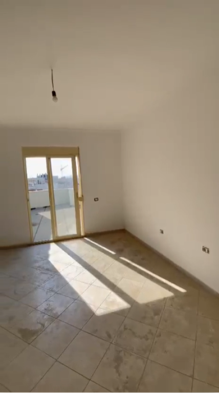 🔥OKAZION – ULJE ÇMIMI🔥🏡Shitet apartament 2+1 me verandë në Astir🔥