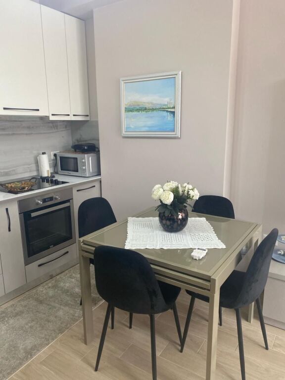 Apartment 2+1 per qera 21 Dhjetori