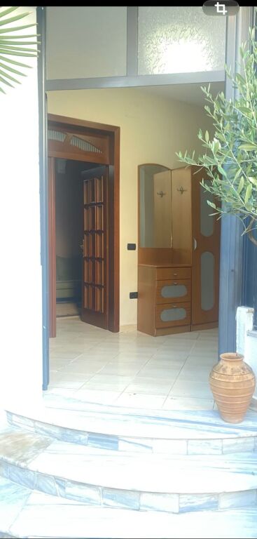 Appartamento in affitto via Dibres villa gold 500