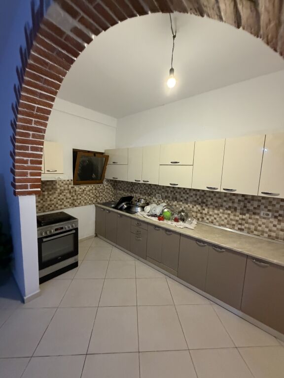 House 1 Floor 2+1 for rent Kombinat
