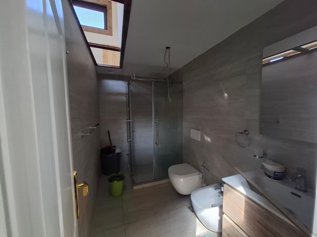 LUXURY APARTMENT 3+1+2 FOR RENT, AROUND SHKOZA ROUNDABOUT!