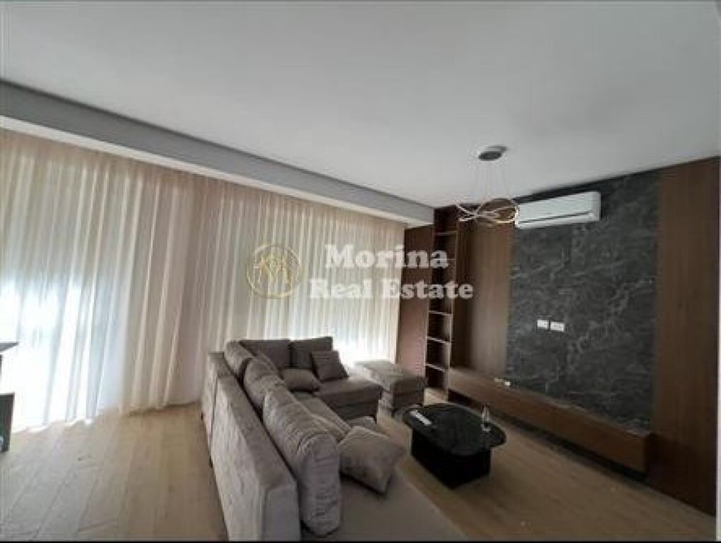 Affitto | Vilë 3 + 1 | Rruga Turdive | 1500 €/mese