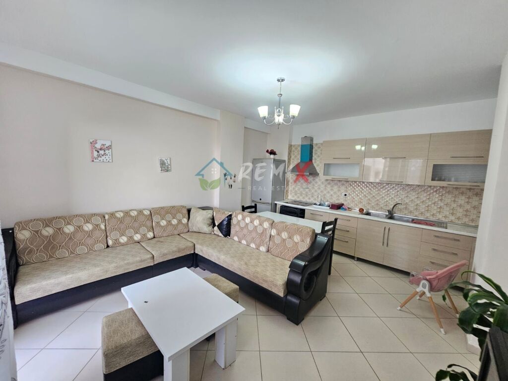🏡 SHITET APARTAMENT 2+1 – VILA KORAL, PLAZH, DURRËS