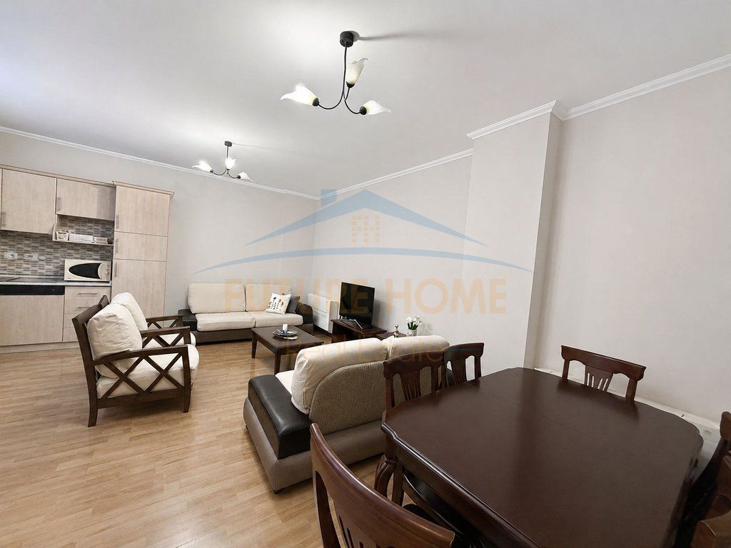 Affitto, Appartamento 2+1, Via Barrikadave, Tirana