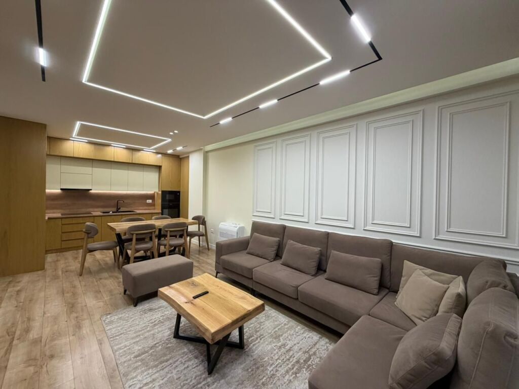 Apartment 2+1+Parking for rent at Liqeni i Thate.