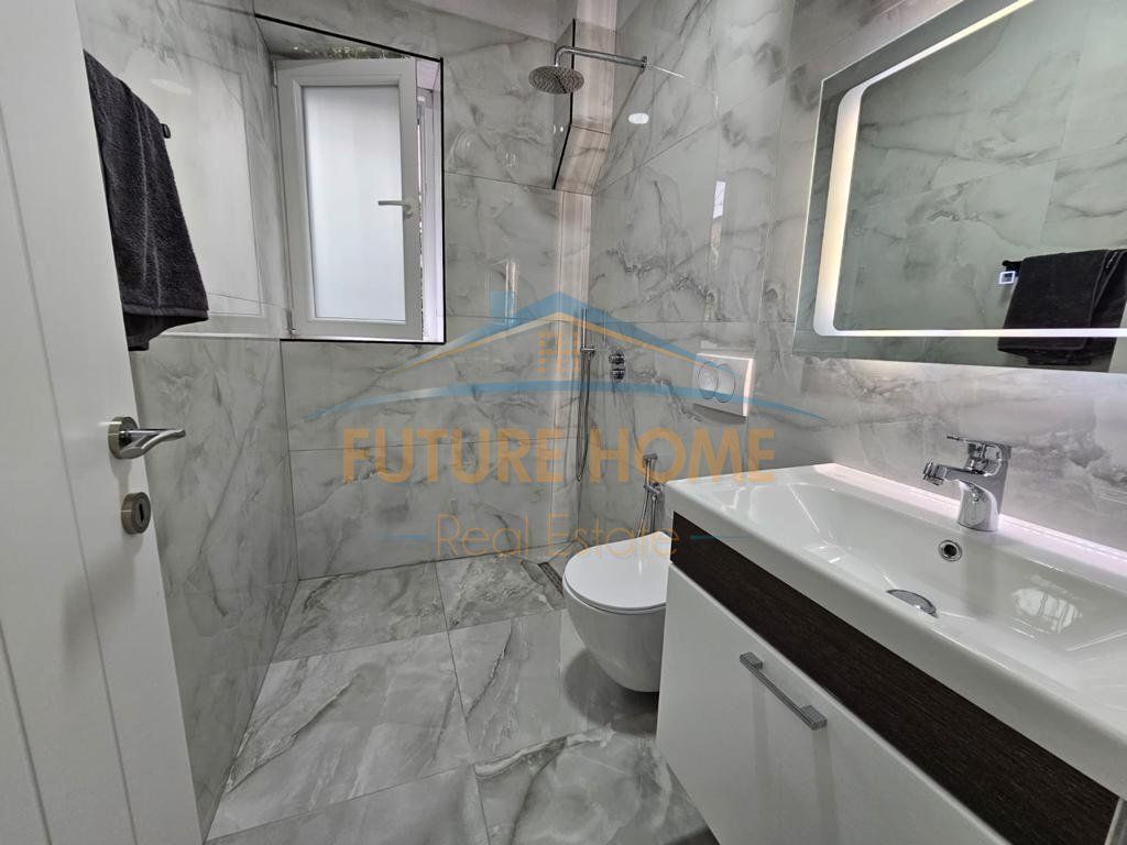 Affitto, Appartamento 1+1, Via Kavaja, Tirana.