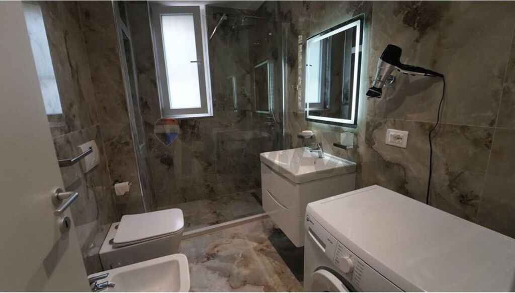 Apartament per qera 1+1 te Rruga Ferit Xhajko