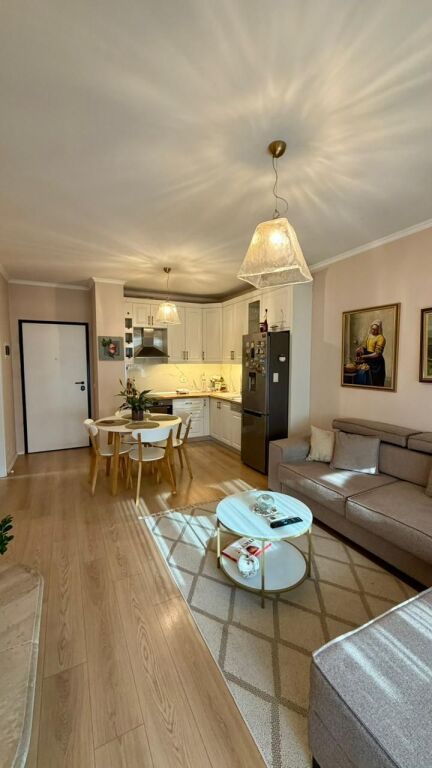 Jepet me qira apartament 1+1