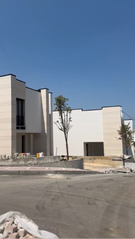 🔥OCCASIONE | Vendesi appartamento 2+1 + 2 bagni + veranda