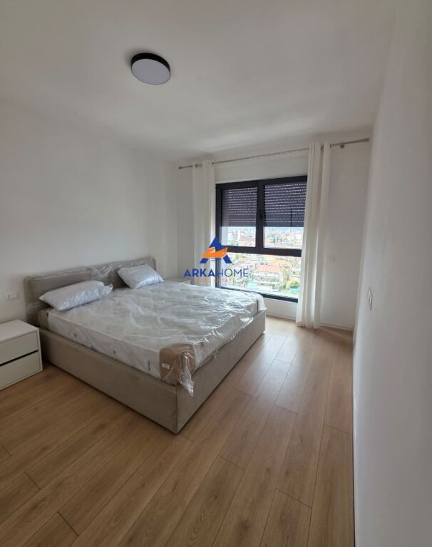 JEPET APARTAMENT ME QIRA 2+1+BALLKON "KOMPLEKSI NDREGJONI, BULEVARDI I RI" 75.000 LEKE