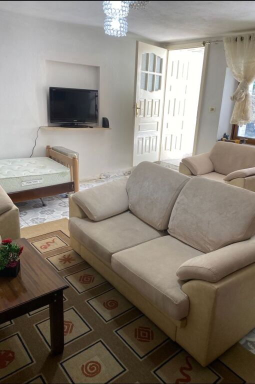STUDIO APARTMENT 30000 LEKE.NEAR VENUE CLUB