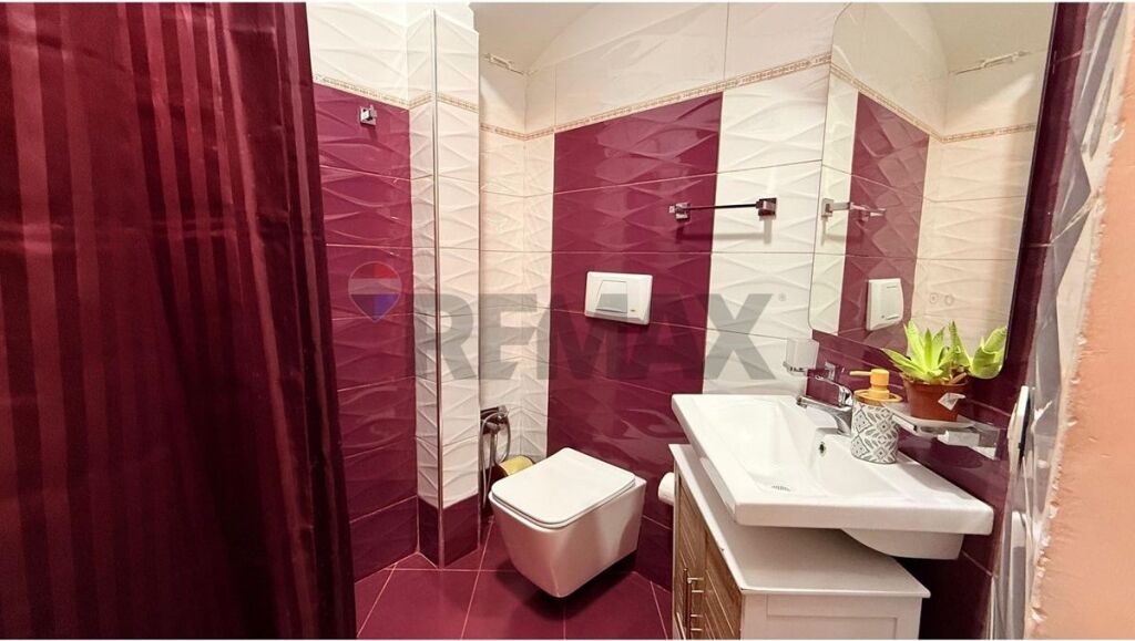 Apartament 2+1 me qira | Shallvaret