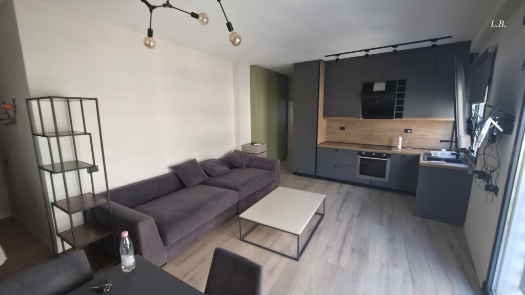 Shitet Apartament 1+1 Premium te Liqeni i Thatë, Pranë Radisson