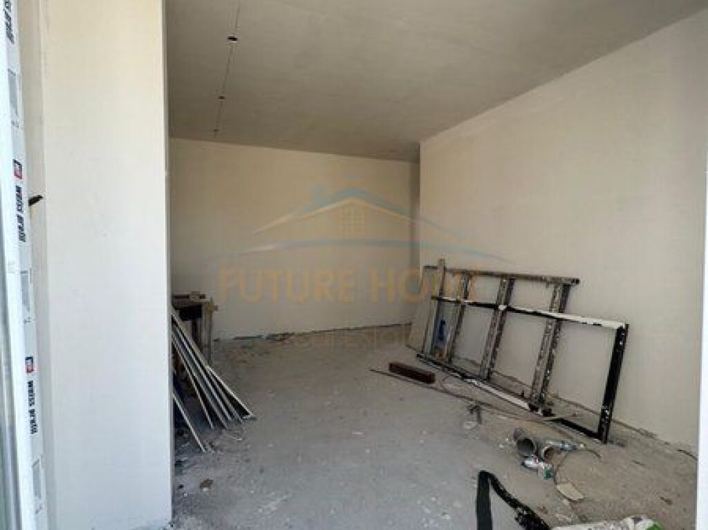 In vendita, Appartamento 2+1+2, Yzberisht, Tirana.