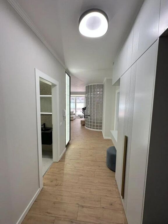 APARTAMENT ME QERA 2+1+2 DON BOSKO 100.000 LEKE FH-91254
