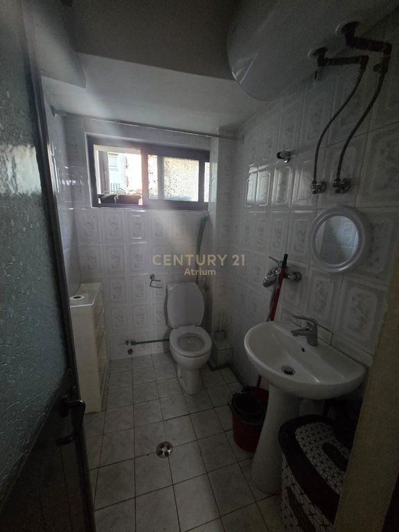 APARTAMENT 1+1+ ANEKS ME QIRA TEK RESTORANT DURRSI!! 650 € /Muaj