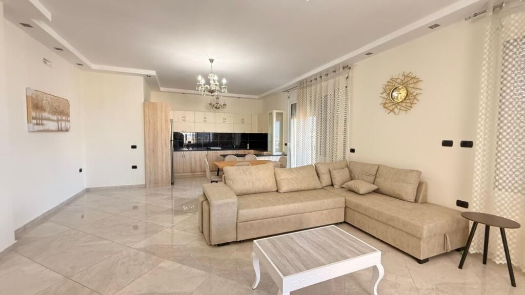 Apartament 3+1 me qira tek Liqeni i Thate, prane Spitalit te Kafsheve
