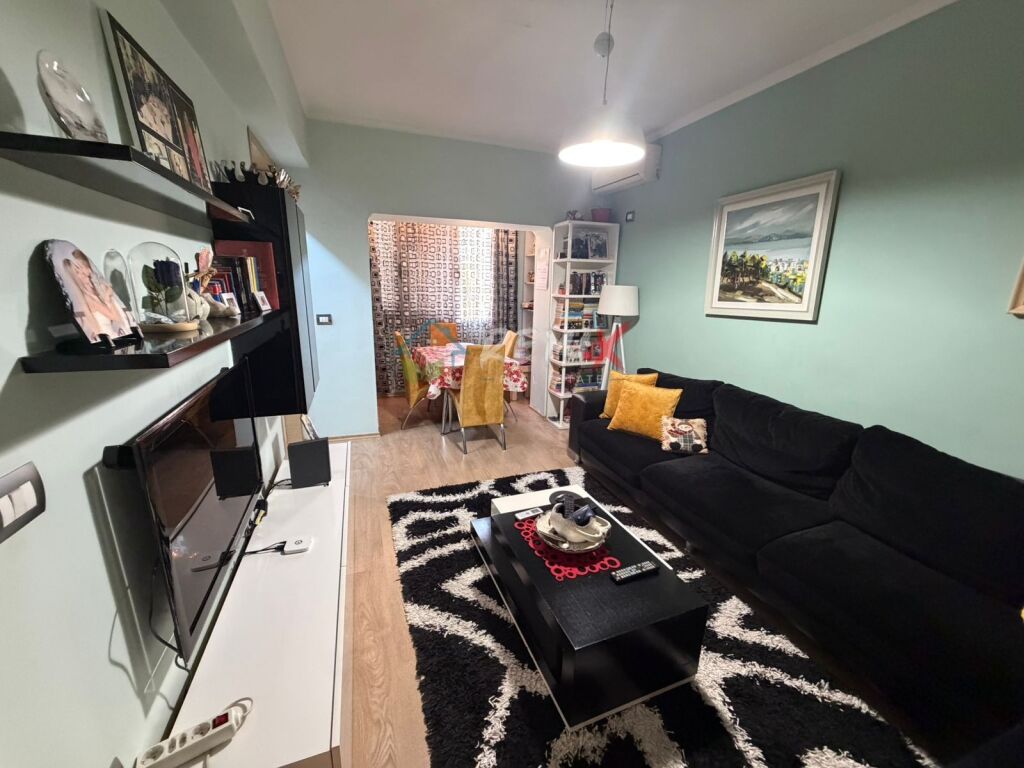 🏡 APARTAMENT 2+1+2 PËR SHITJE – PRANË ZJARRFIKËSES